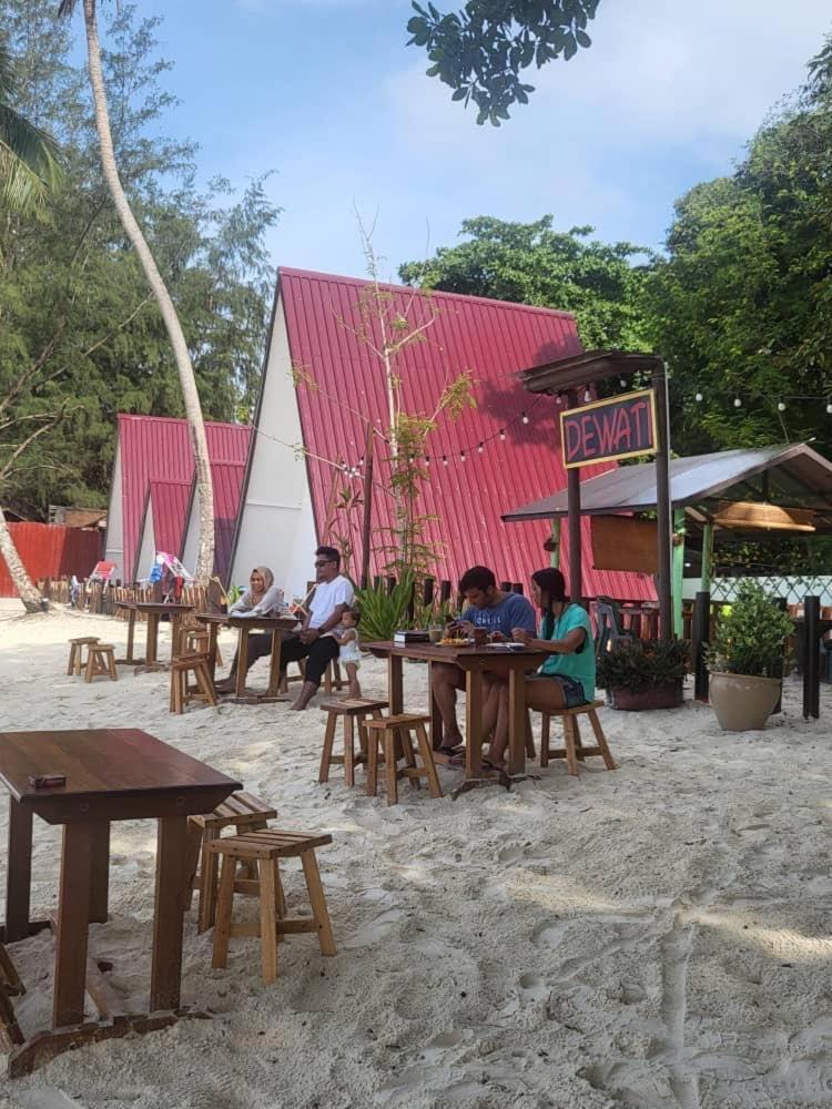 Dewati Roomstay B&B Lang Tengah Island Exterior photo
