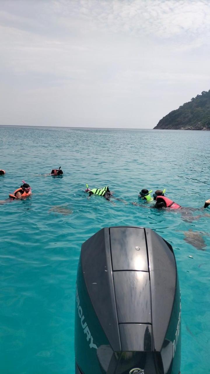 Dewati Roomstay B&B Lang Tengah Island Exterior photo