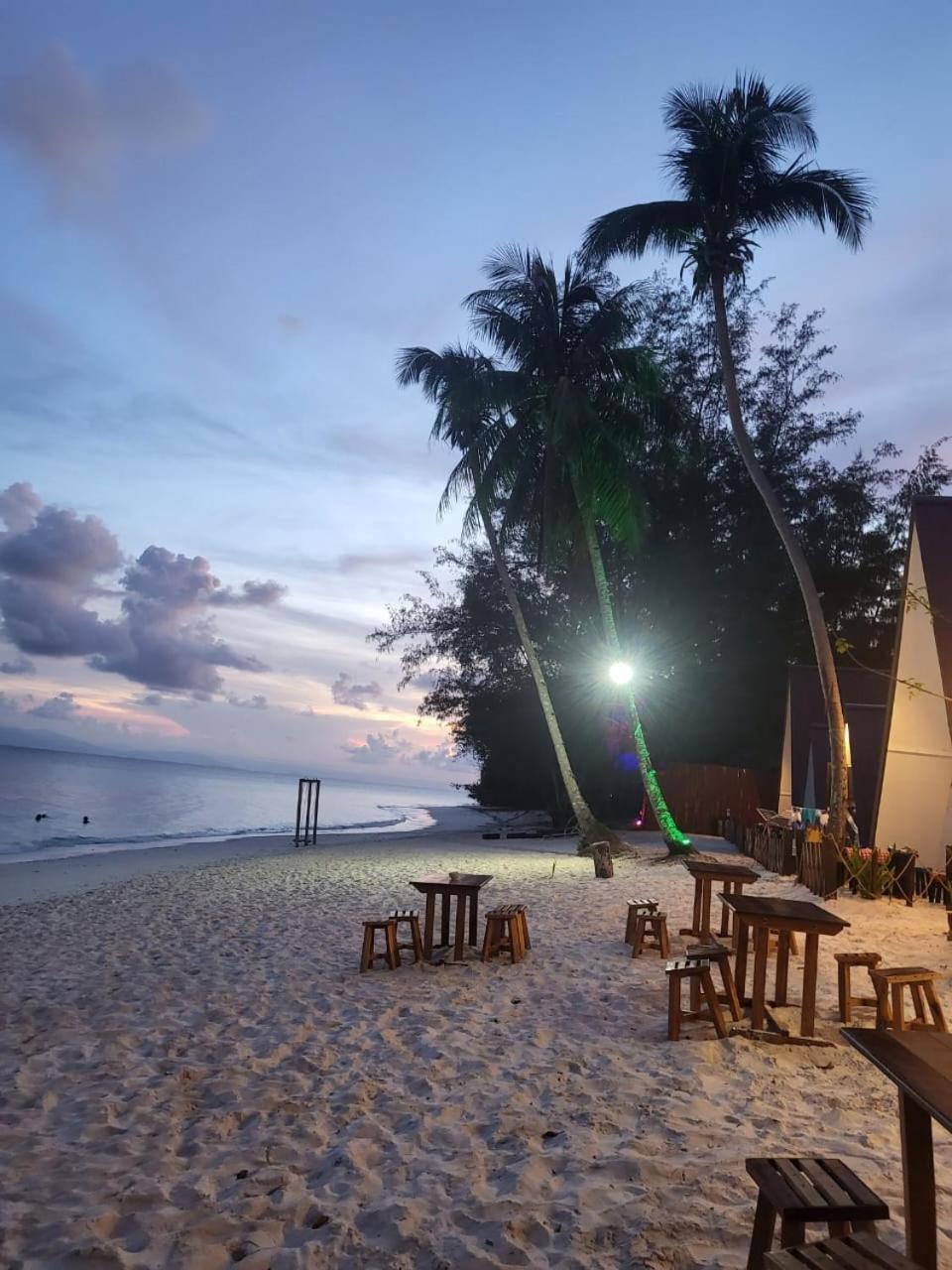 Dewati Roomstay B&B Lang Tengah Island Exterior photo
